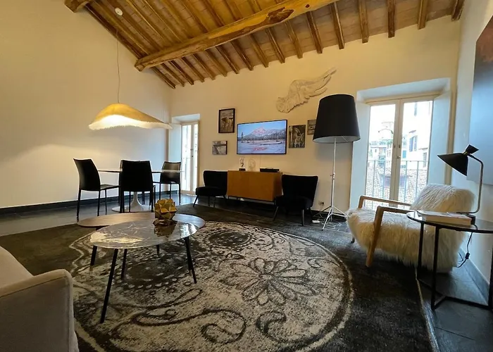 Monti Luxury Penthouse Apartament *